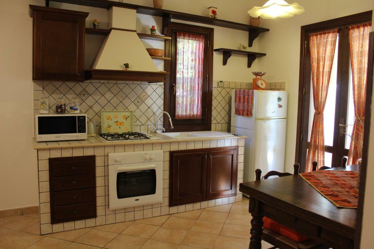 Monolocale Da Mariolina Apartment Macari Bagian luar foto